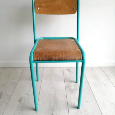 Chaise vintage – Coloris aux choix