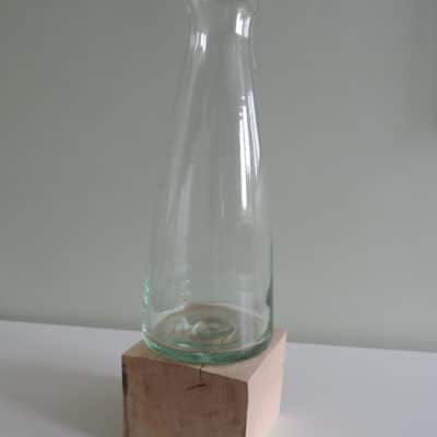 Grand vase en verre à bec